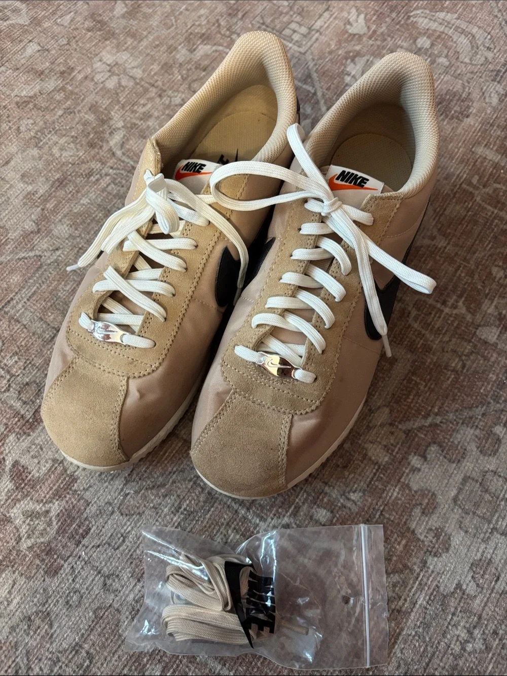 Nike Cortez Tan - Picture 2 of 9